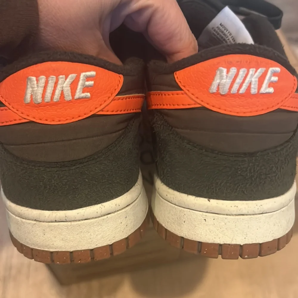 Nike Dunks - Picture 7 of 8
